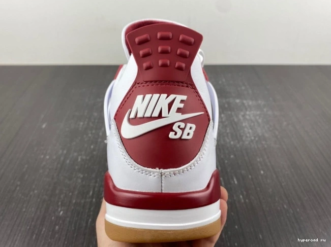 x Jordan Nike DR5415-160 Air SB 4 0701